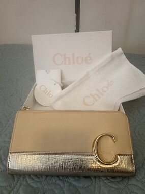 Two-Tone Beige & Gold Leather Chloe Wallet. New with tags.